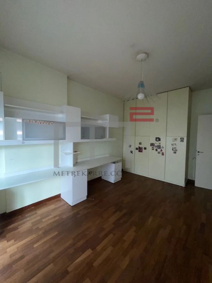 Apartment for Sale in Yesouiyeh — الصورة 4