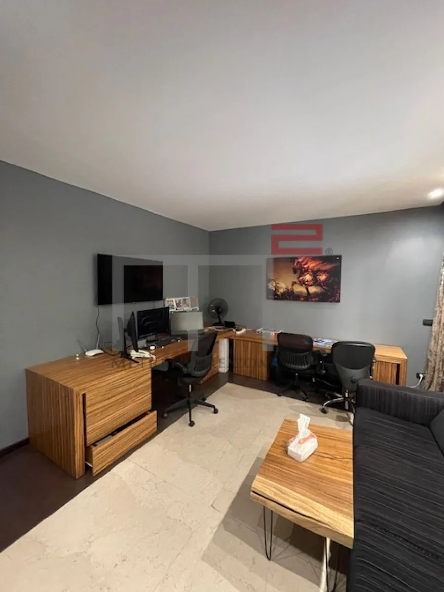 Office for Sale in Furn El Hayek — الصورة 2