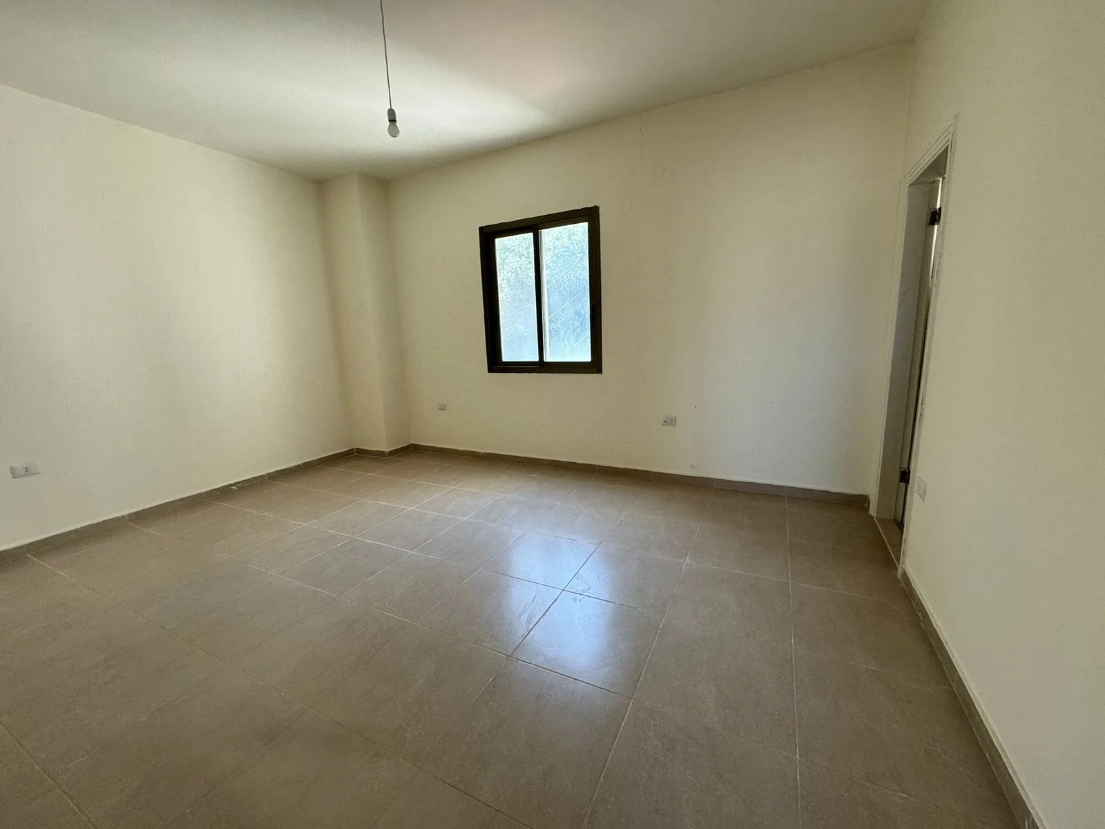 Apartment for Sale in Louaize, Lebanon — الصورة 3