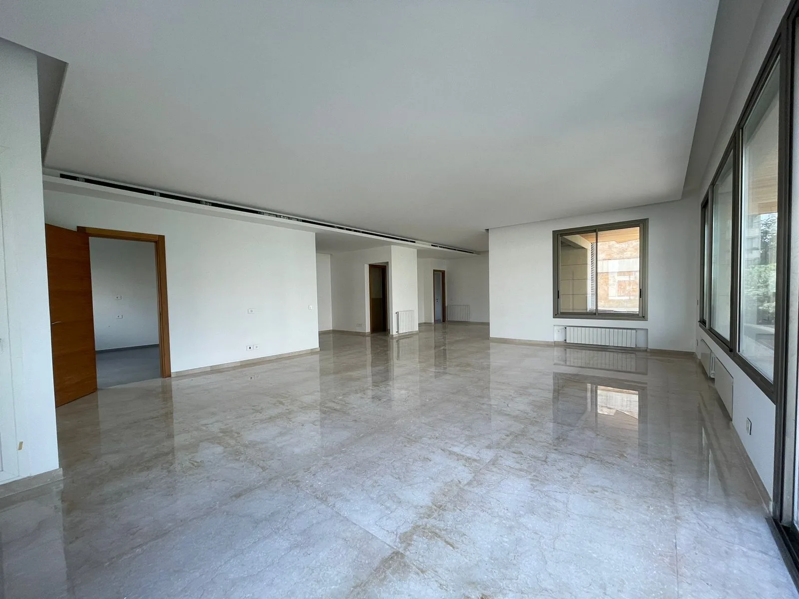 Apartment for Sale in Horch Tabet, Lebanon — الصورة 3