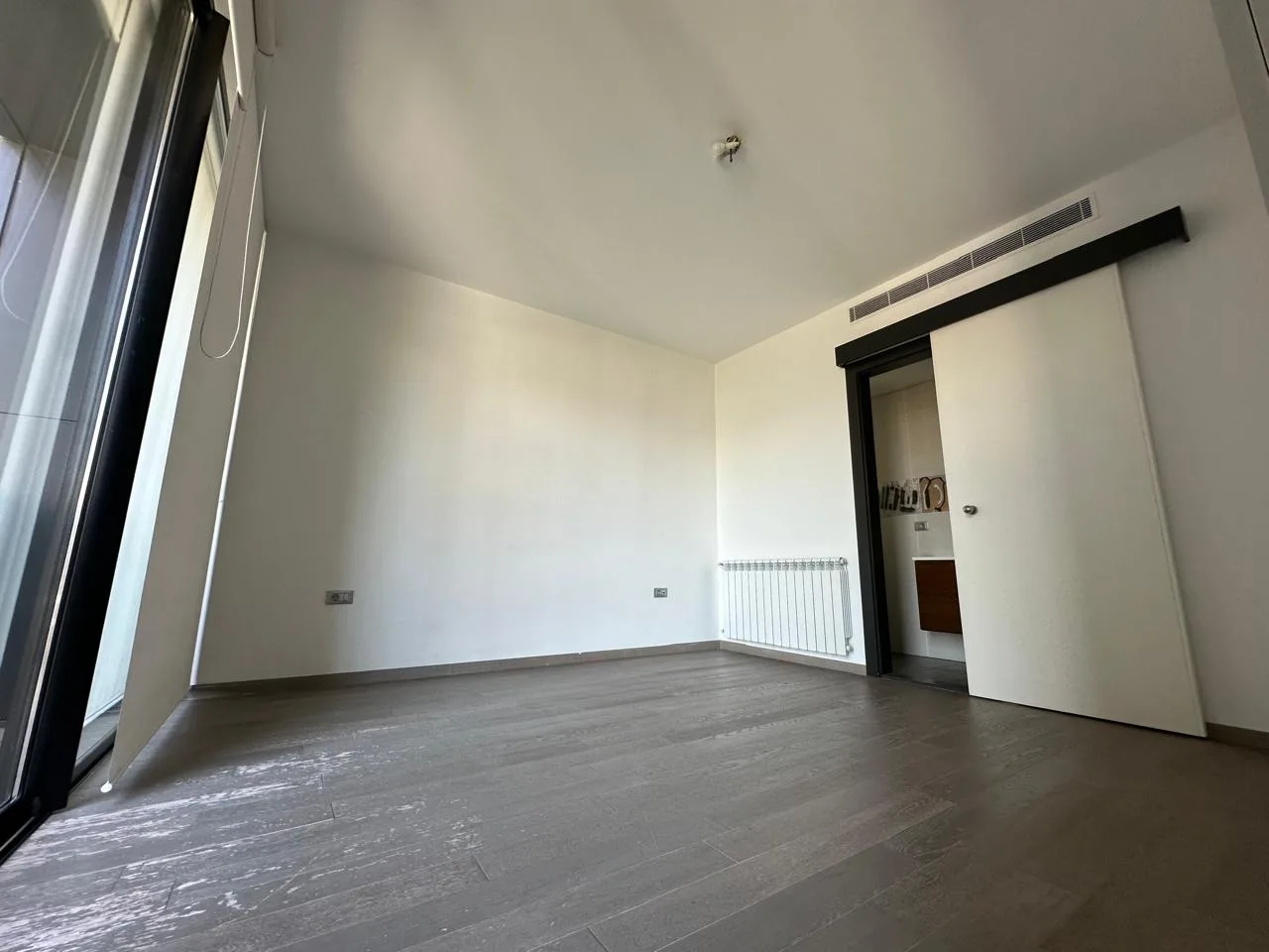 Loft for Sale in Achrafieh, Beirut, Lebanon — الصورة 4