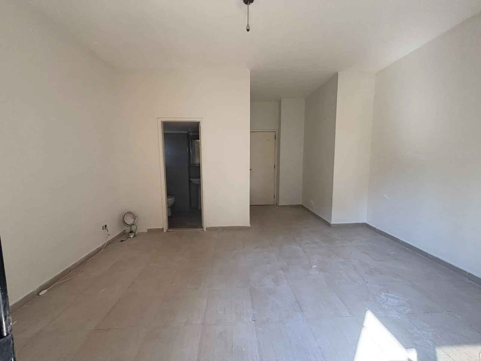 Apartment for Sale in Dekwaneh — الصورة 4