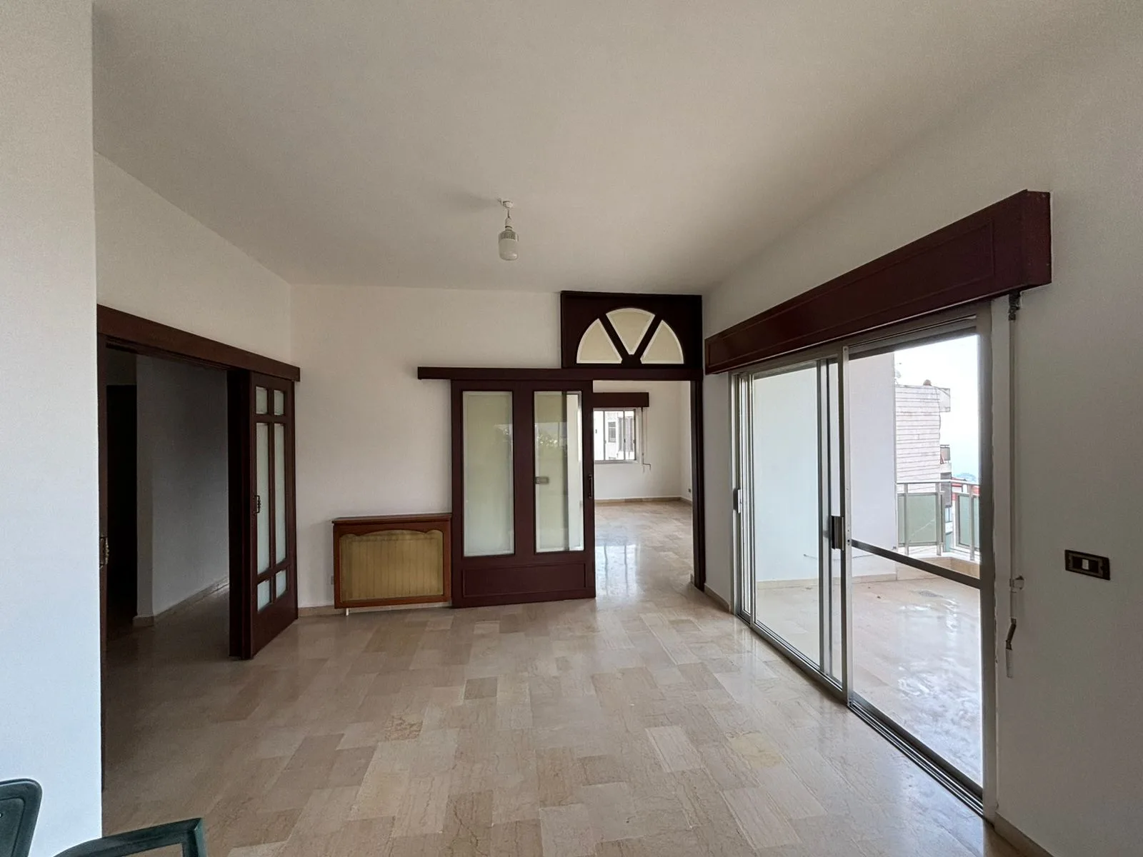 Apartment for Sale in Mazraat Yachoua
