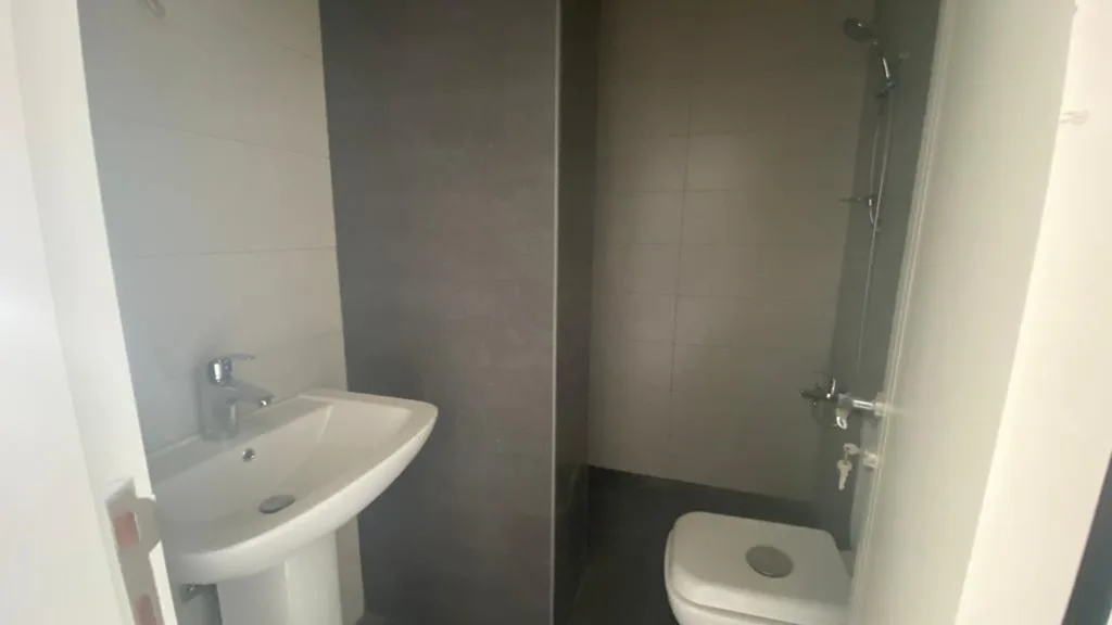 Apartment for Sale in Dbayeh — الصورة 9
