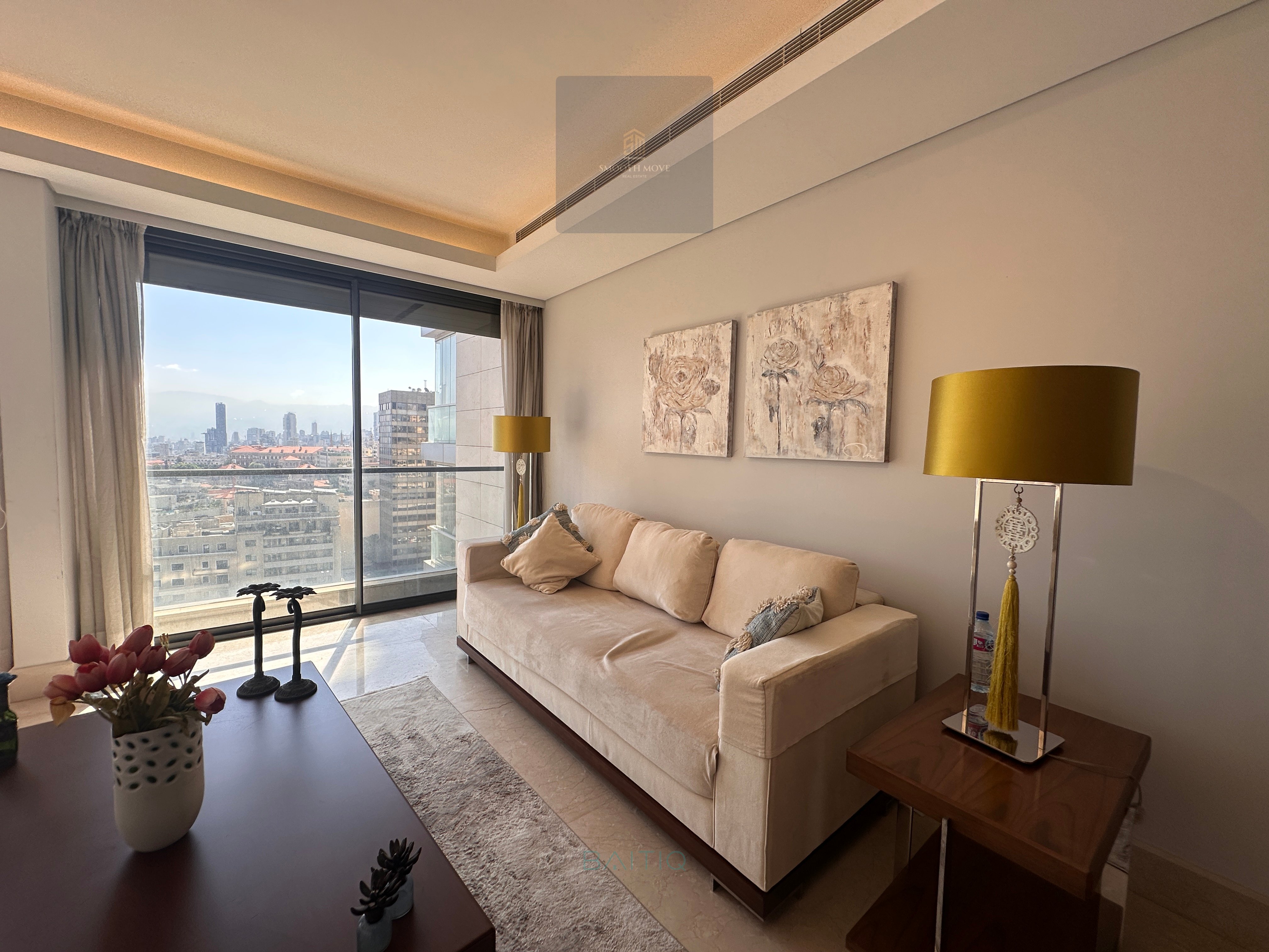 Furnished Seaview Duplex with Terrace For Rent in Clemenceau, Beirut — الصورة 3