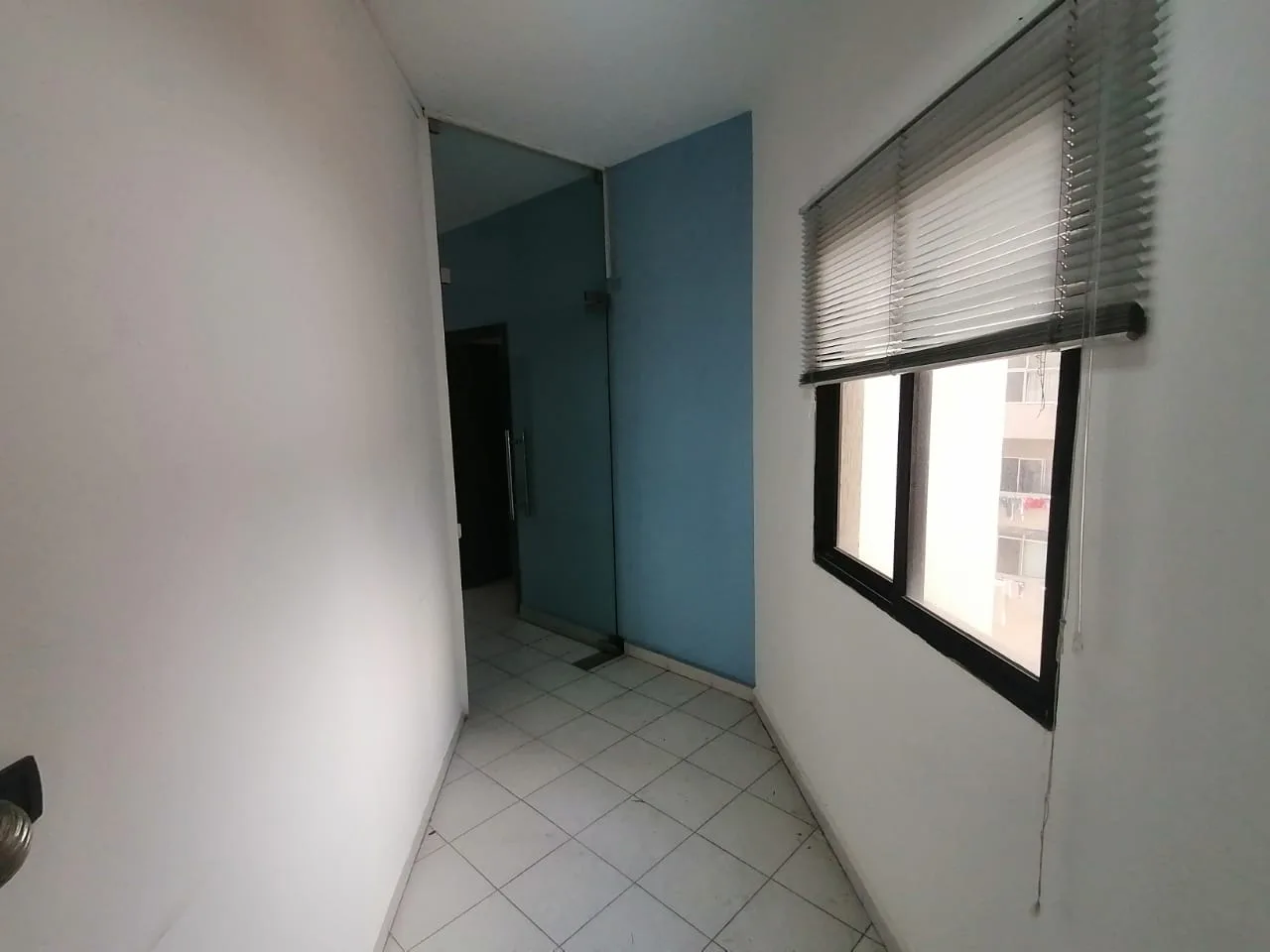 Office for rent in Baouchriyeh — photo 2