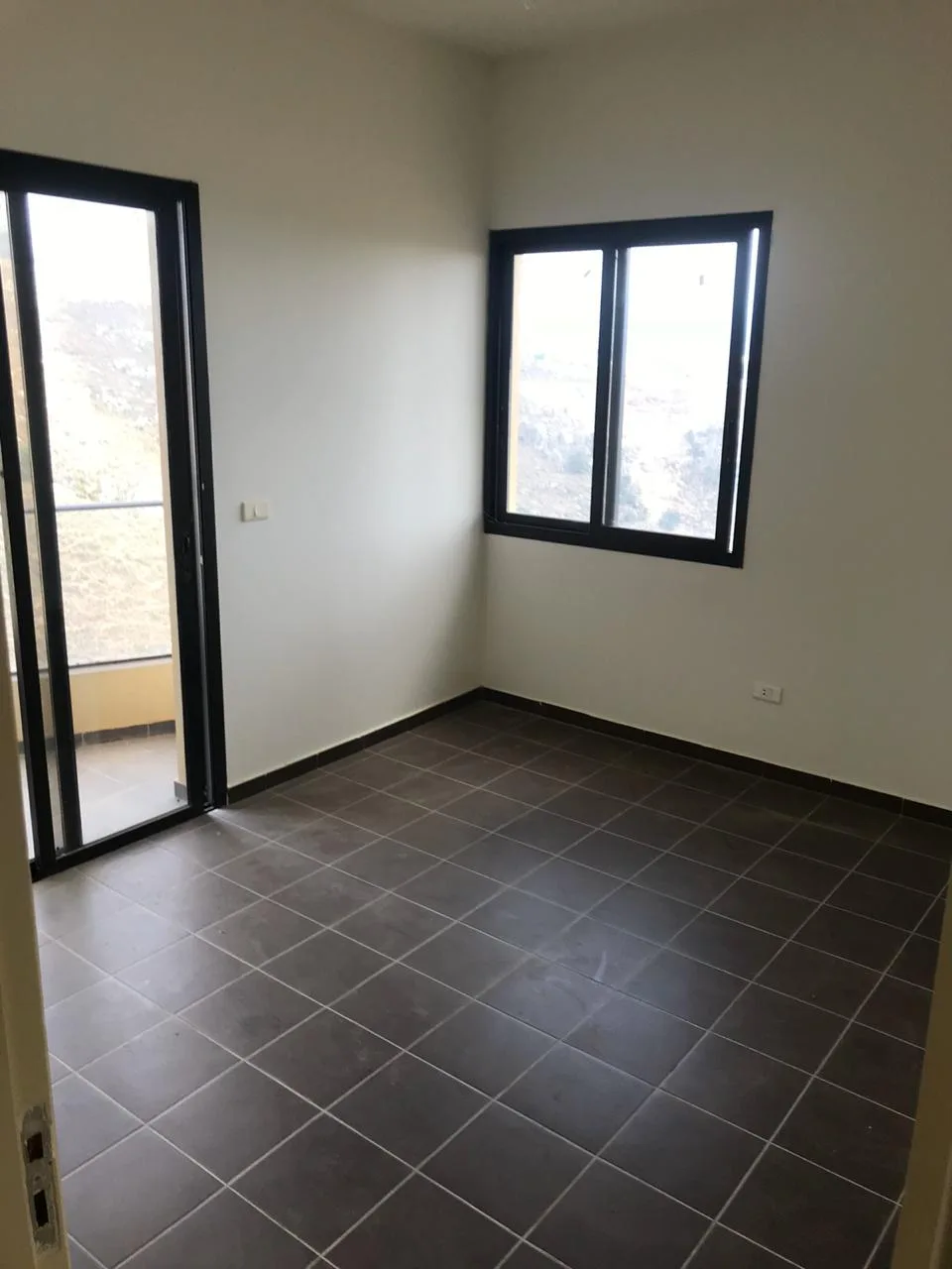 Apartment for Sale in Gharfine — الصورة 3