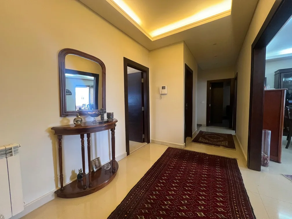 Apartment for Sale in Hazmieh, Lebanon — الصورة 5