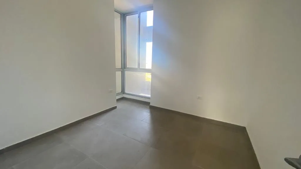 Apartment for Sale in Dbayeh — الصورة 8
