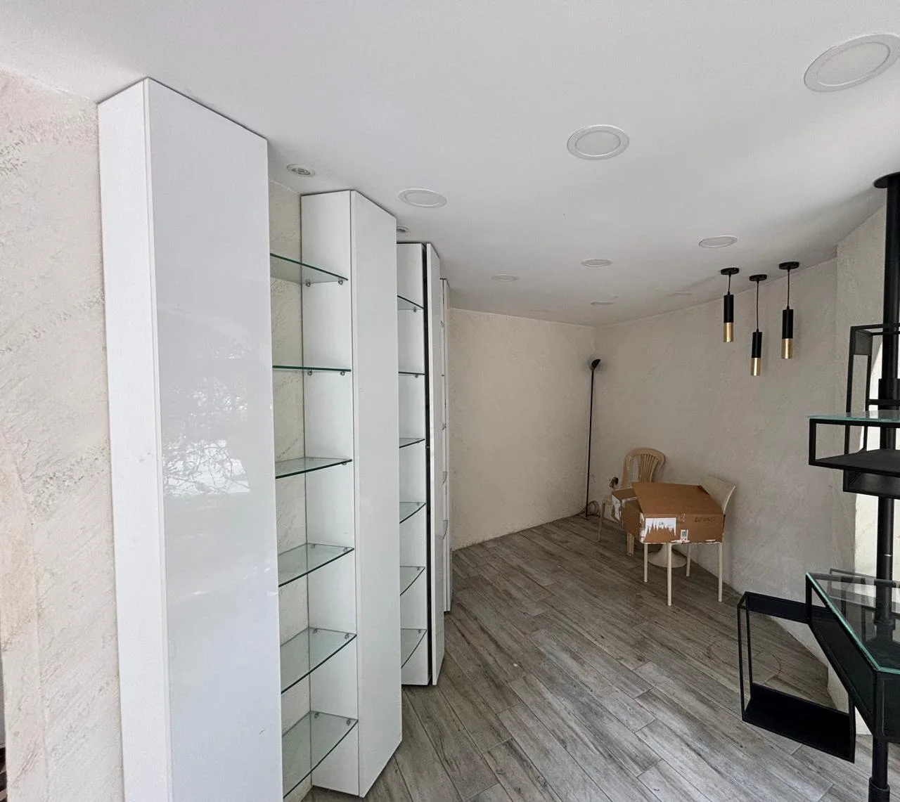 Shop for rent in Badaro Beirut, Lebanon — الصورة 2