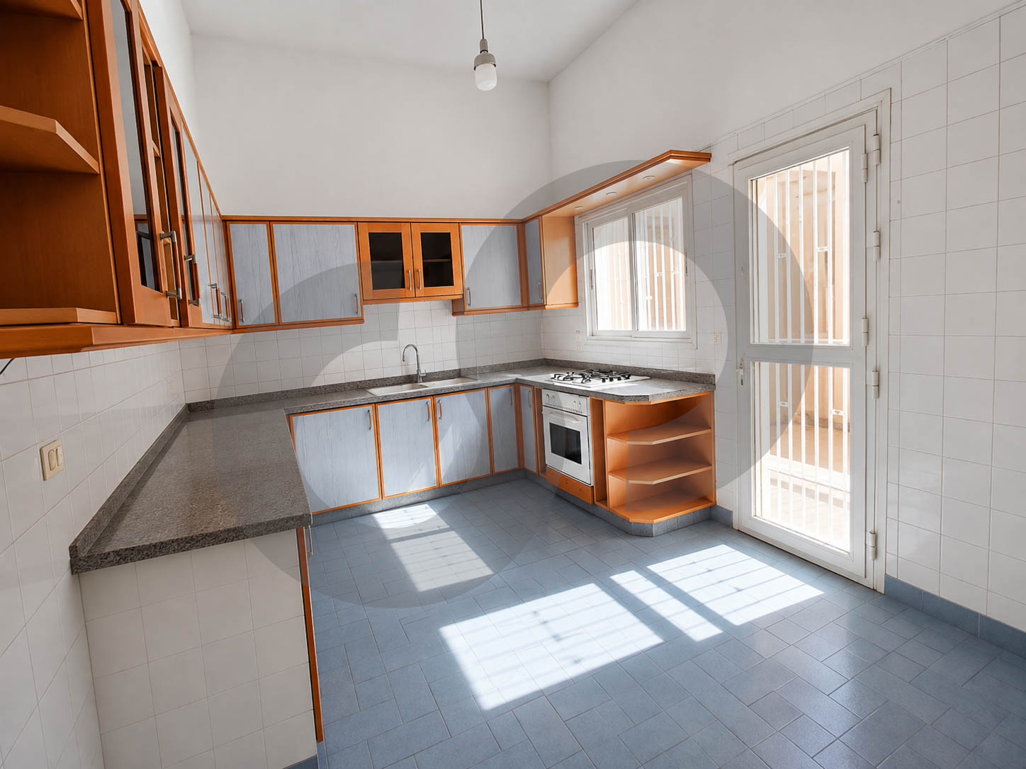 Semi Furnished,Ain Saade-Maten — الصورة 2