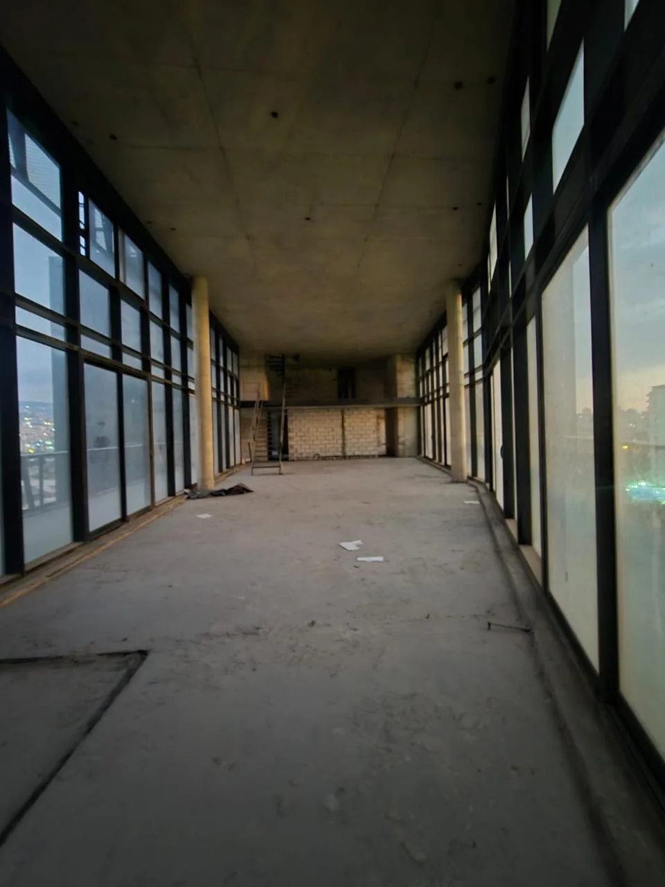 Loft for Sale in Achrafieh, Beirut, Lebanon — الصورة 3