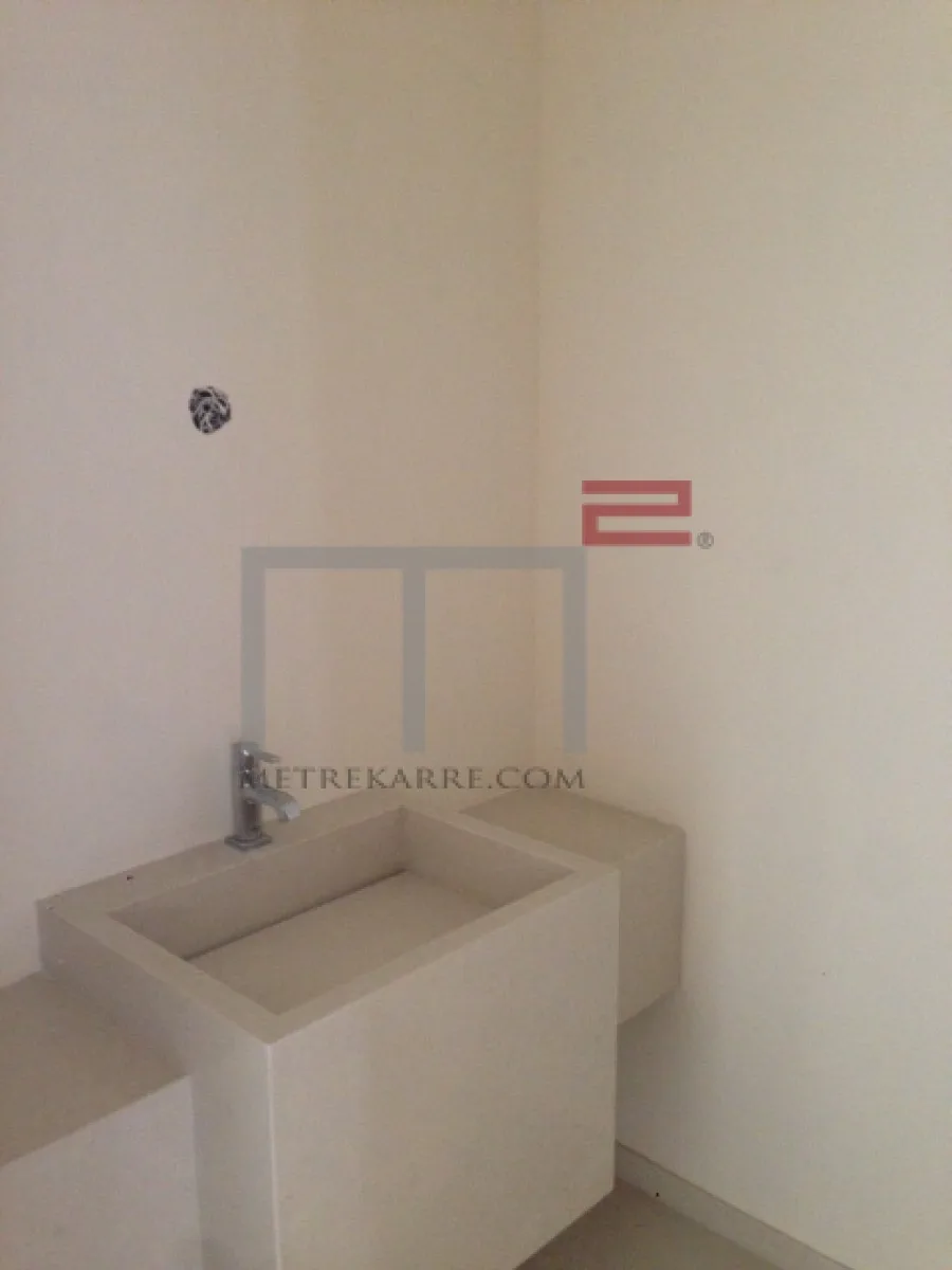 Apartment for Sale in Ramlet El-Bayda — الصورة 2