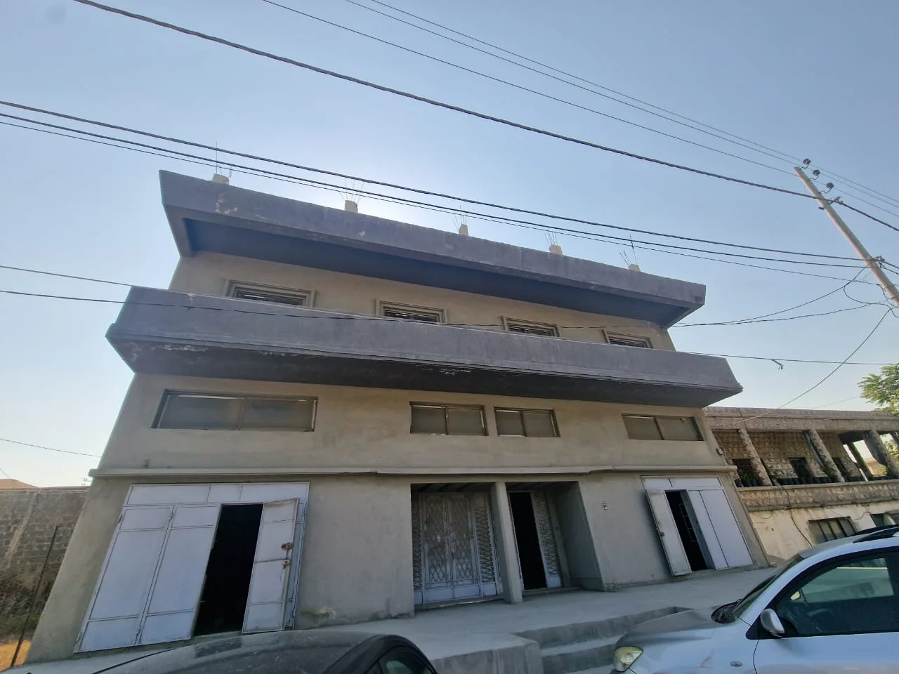 Industrial Unit for Sale in Chekka — الصورة 3