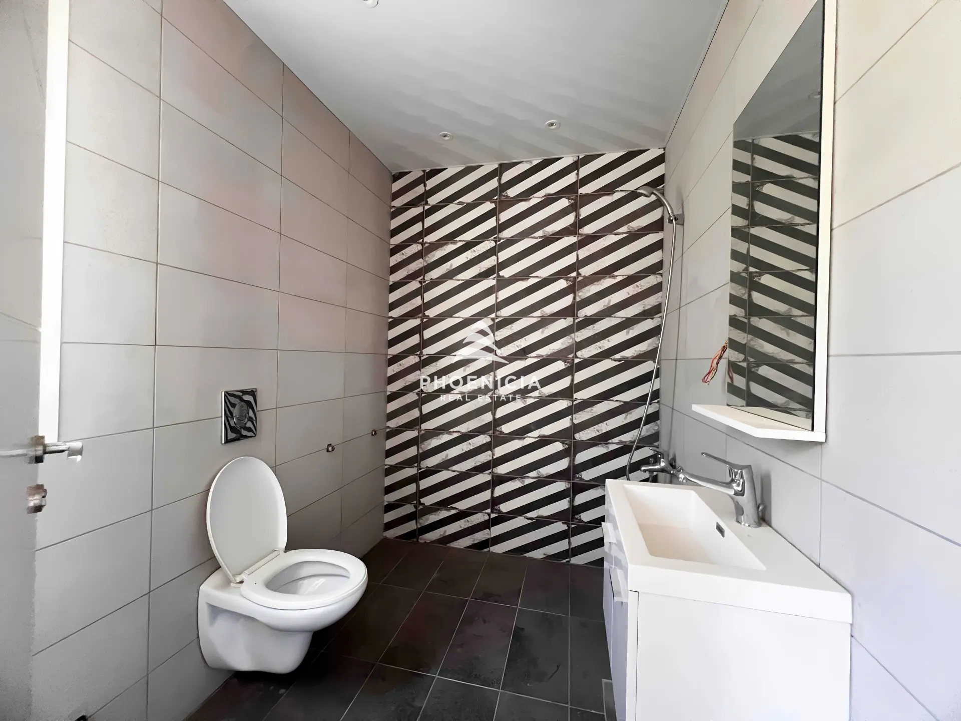 Apartment for Sale in Mehrine — الصورة 4