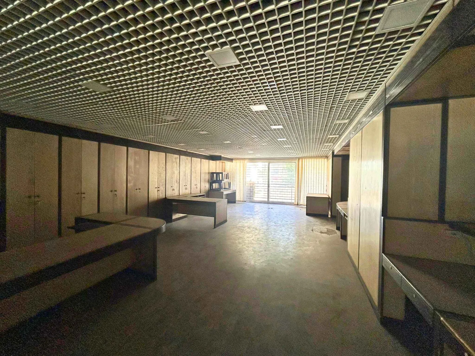 Office for Sale in Badaro — الصورة 3