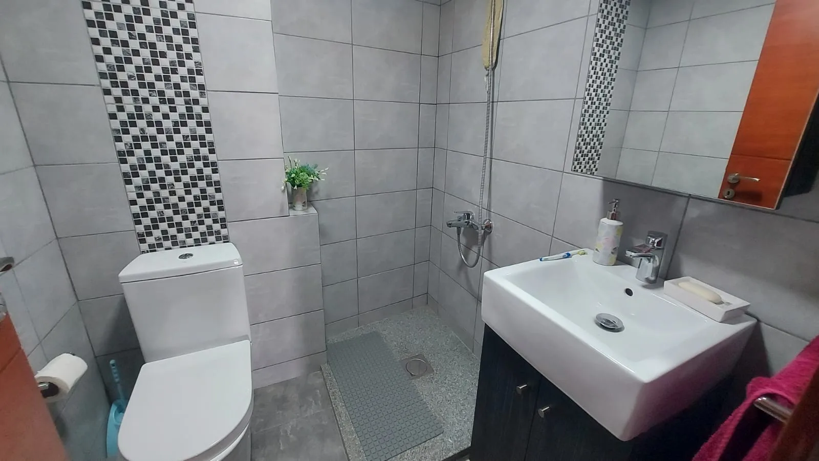 Apartment for Sale in Hosrayel, Lebanon — الصورة 7