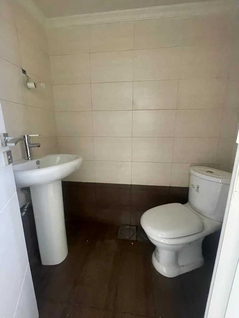 Office for Sale in Fatqa — الصورة 3
