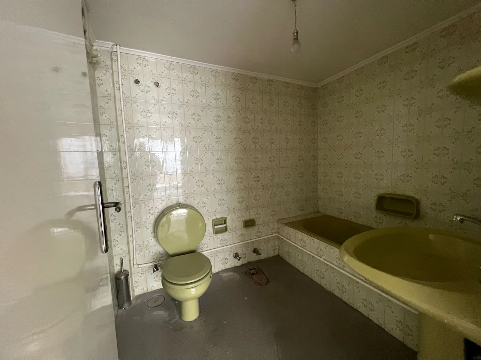 Office for Rent in Sodeco, Beirut, Lebanon — الصورة 9