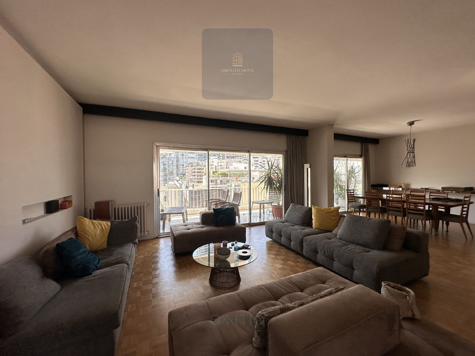 Parisian-style apartment for sale in Achrafieh — الصورة 4