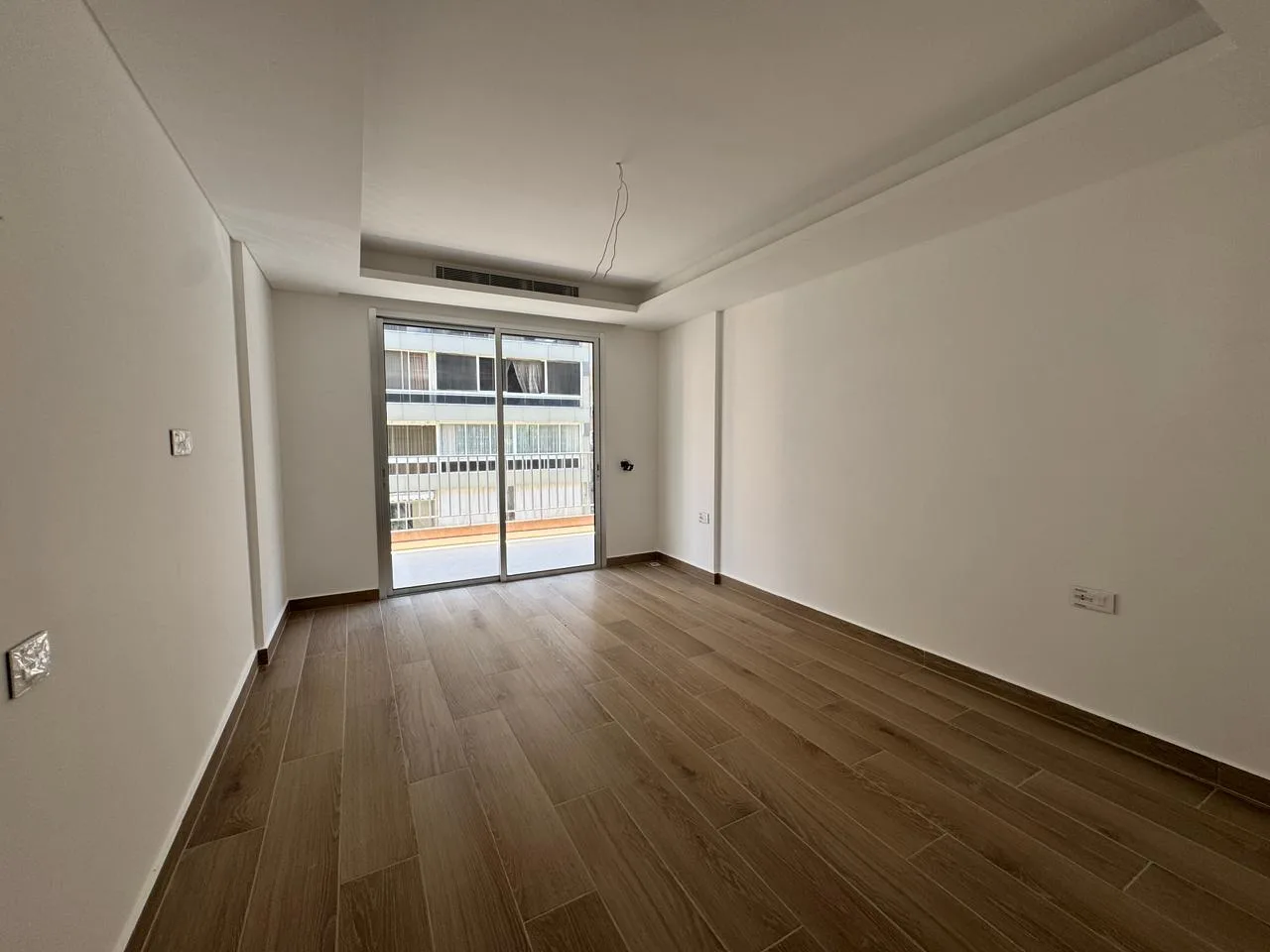 Apartment for Sale in Ras Beirut — الصورة 3