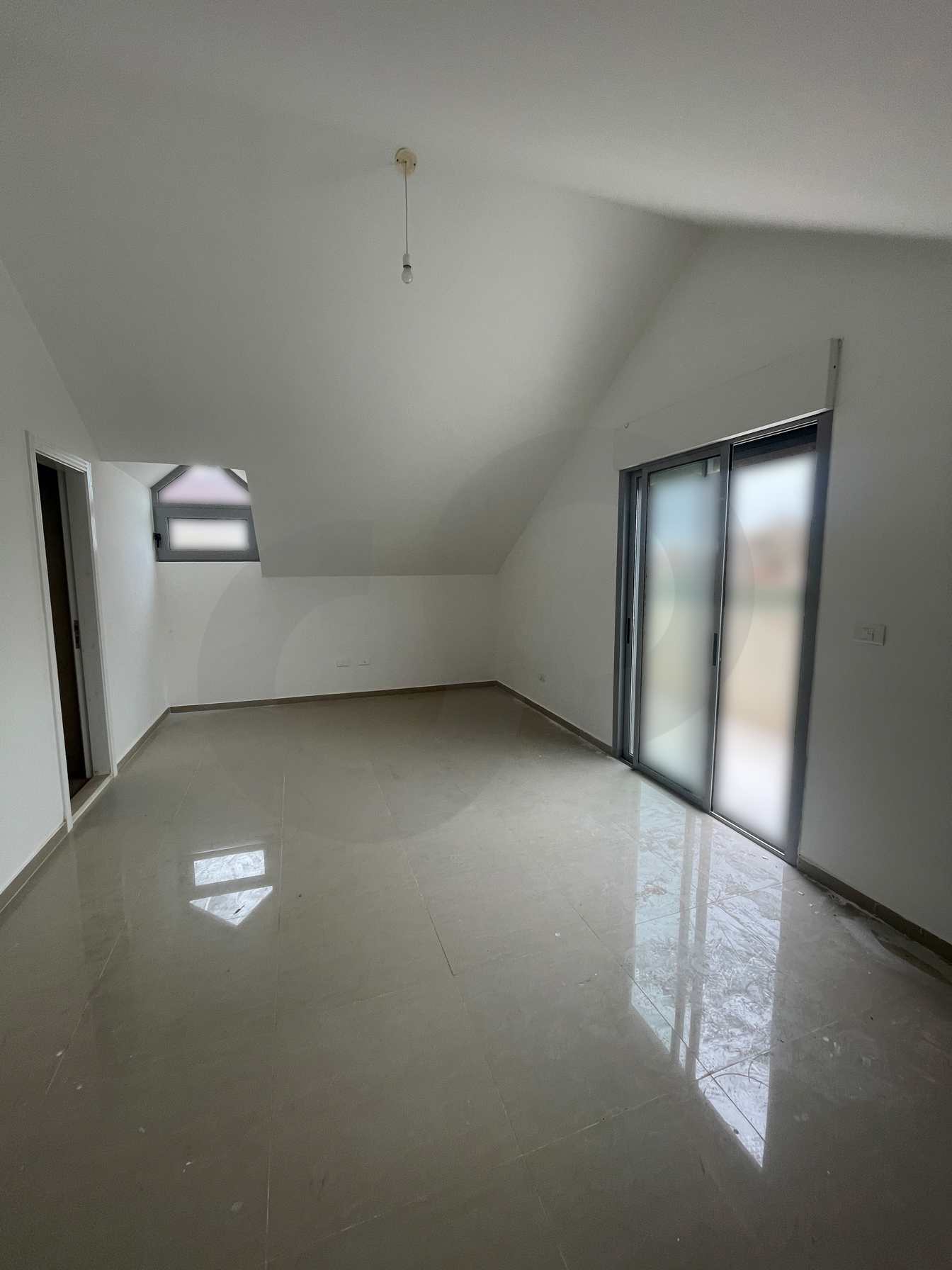 Terrace,Heating,Parking jbeil Edde — الصورة 3