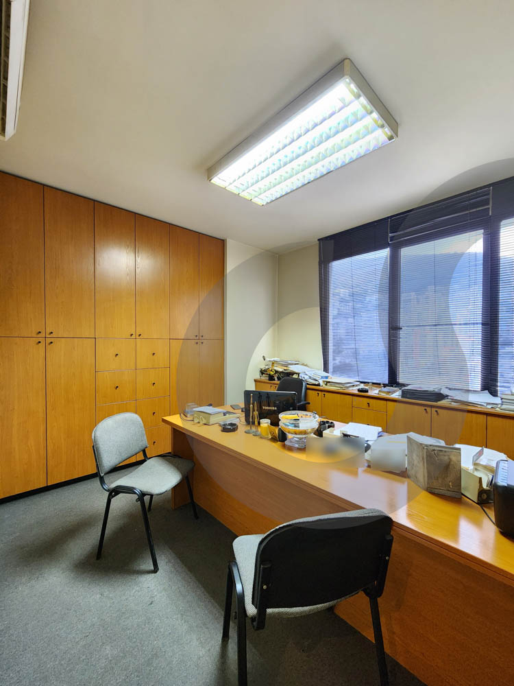 Super prime location office in Jounieh — الصورة 3