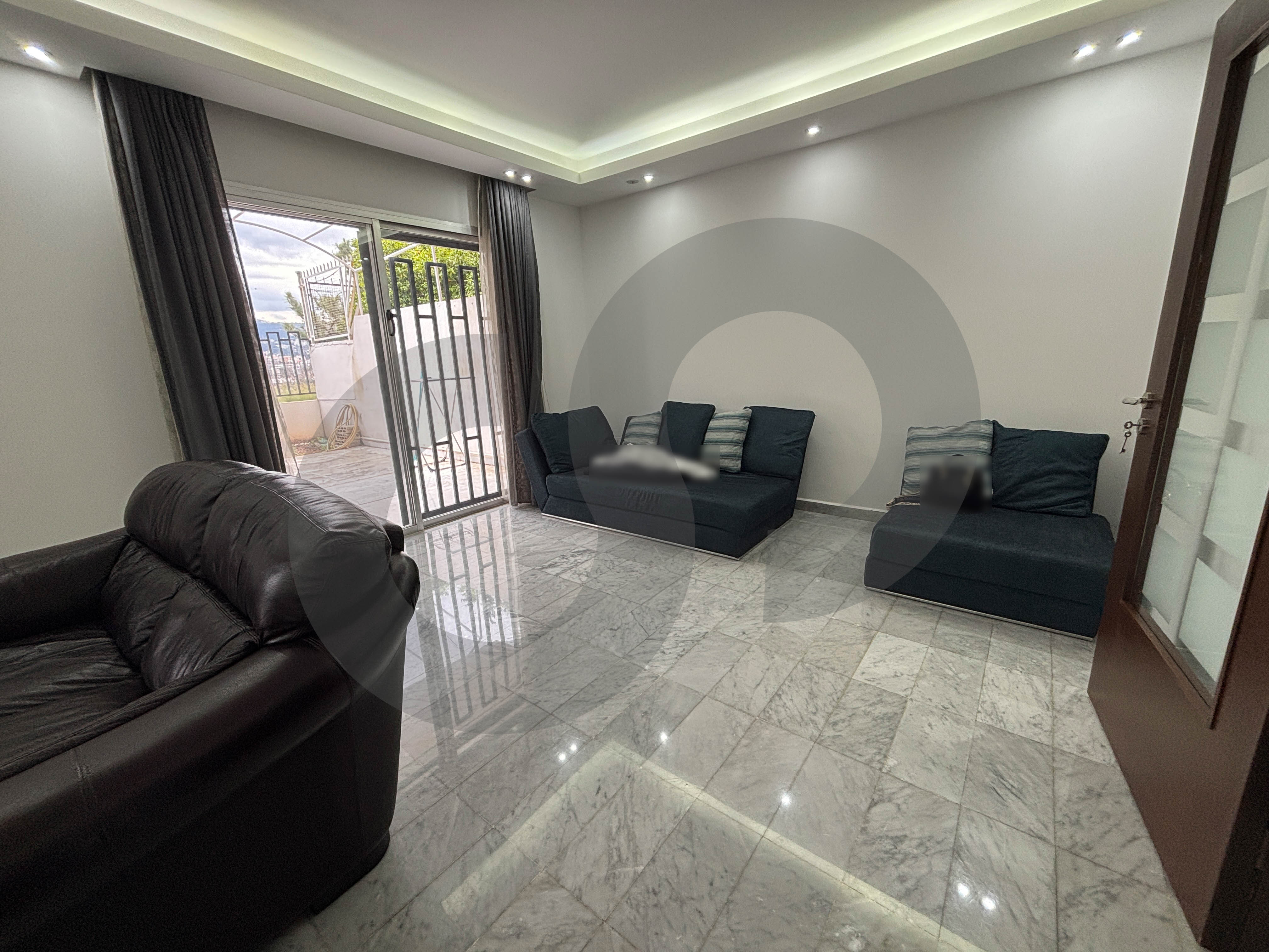 Terrace, prime location, metn, dbayeh — الصورة 3