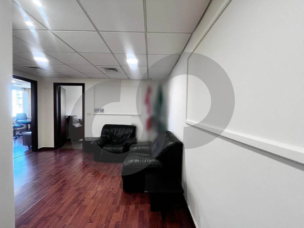 Office For Sale , Prime location , HORSH TABET — الصورة 3