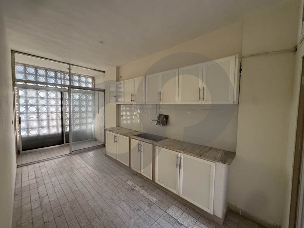 Well maintained building,Msaytbeh, Beirut — الصورة 3