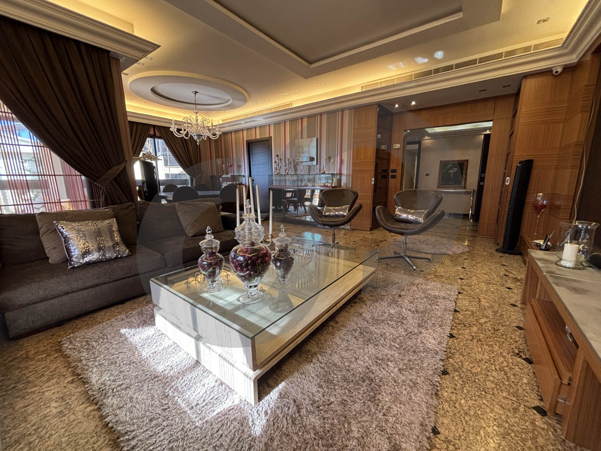 FULLY RENOVATED /FULLY DECORATED/MODERN IN NACCACHE — الصورة 3