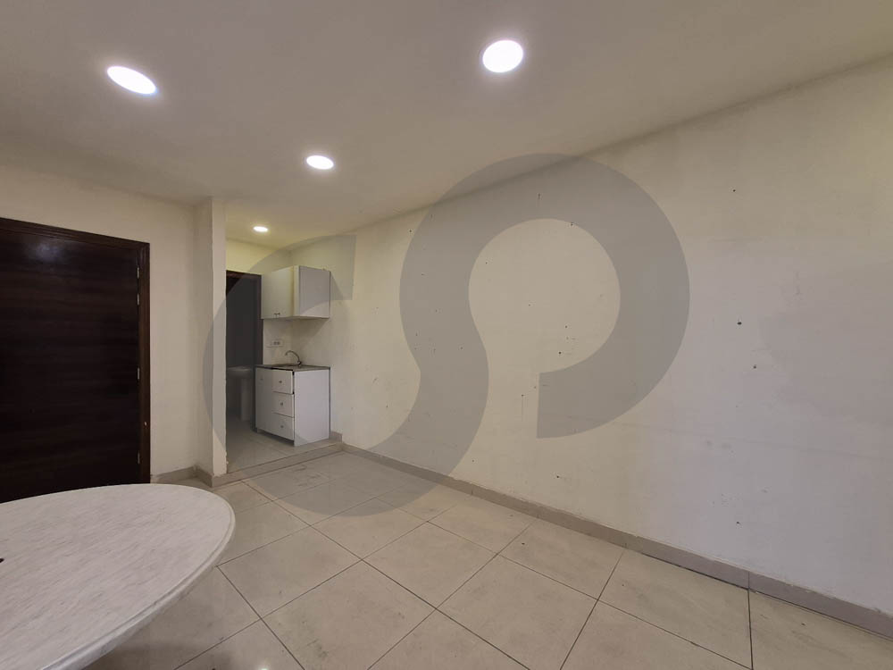 COMMERCIAL TOWER, ONE OFFICE PER FLOOR, RENT, JAL EL DIB-METN — الصورة 3