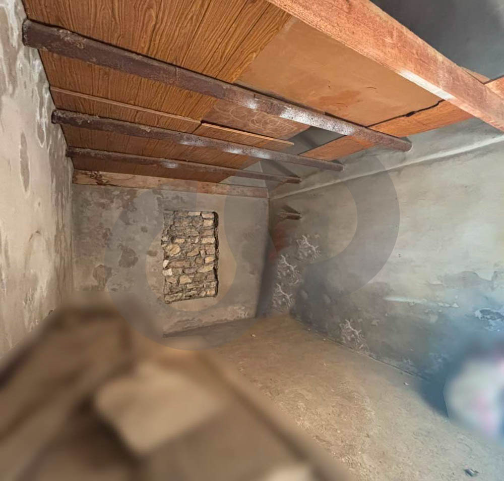 HISTORICAL SHOP FOR RENT IN THE HEART OF BATROUN SOUKS — الصورة 3