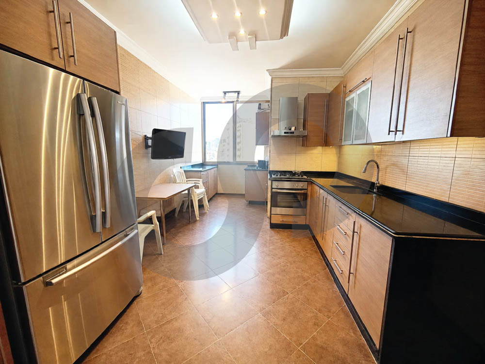 180 SQM APARTMENT FOR SALE IN FURN EL CHEBBAK, OPEN VIEW — photo 3