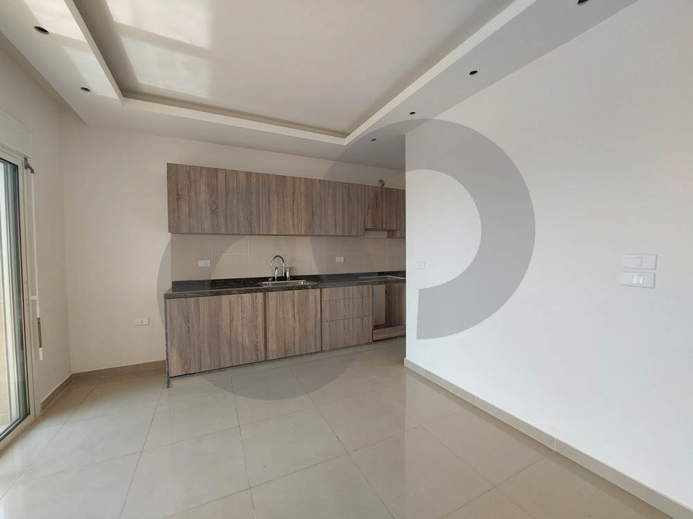 SEA VIEW, MODERN BUILDING, HOSRAYEL-JBEIL — الصورة 3