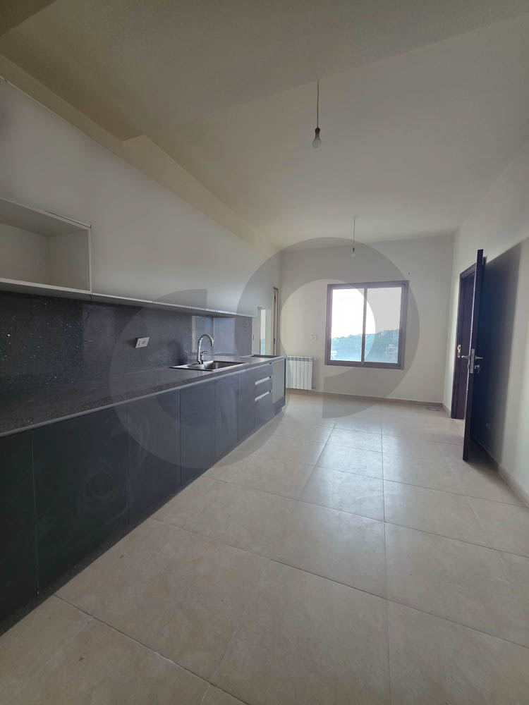 OPEN VIEW / DUPLEX / PRIME LOCATION / JOURET EL BALLOUT-METN — الصورة 3