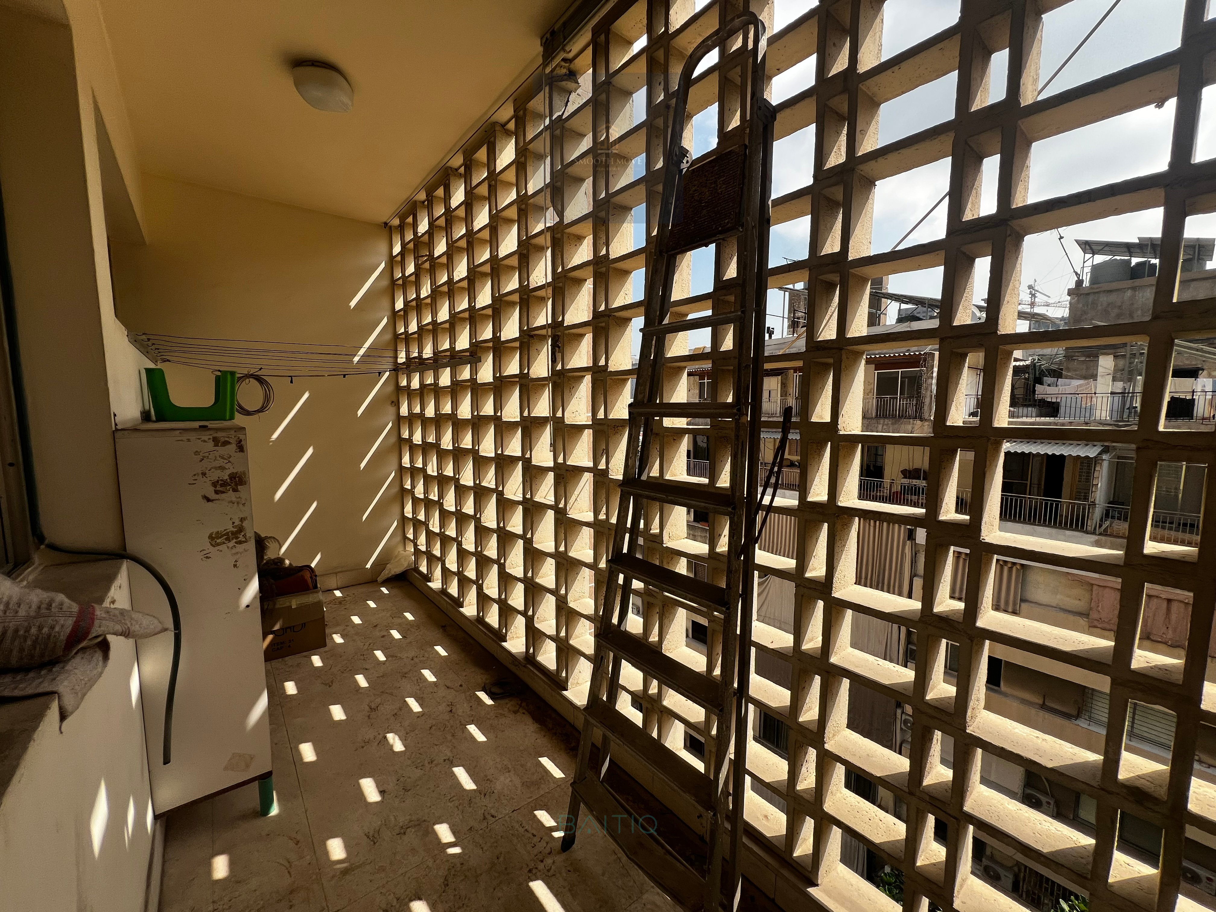 Spacious and Catchy Price Apartment for sale in Sanayeh Beirut — الصورة 18