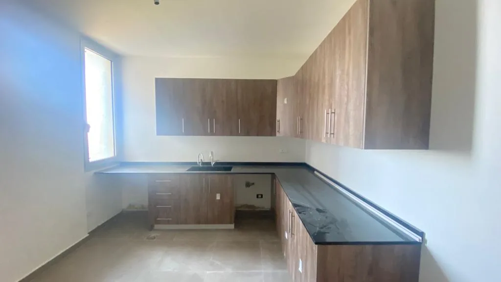 Apartment for Sale in Dbayeh — الصورة 4