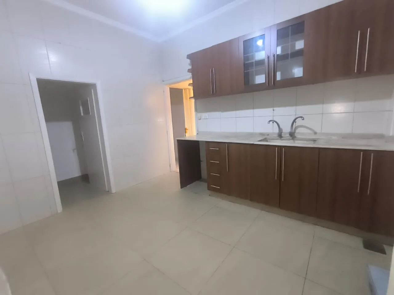 Apartment for Sale in Al Zarif, Beirut, Lebanon — الصورة 5