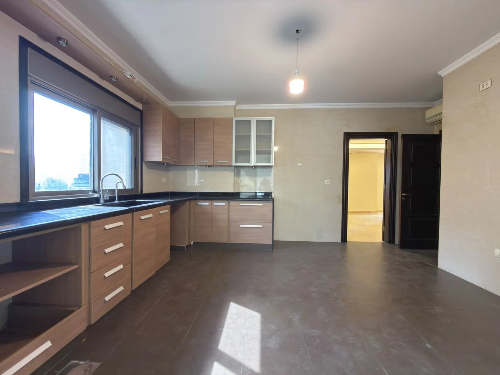 Apartment for Sale in Achrafieh — الصورة 5