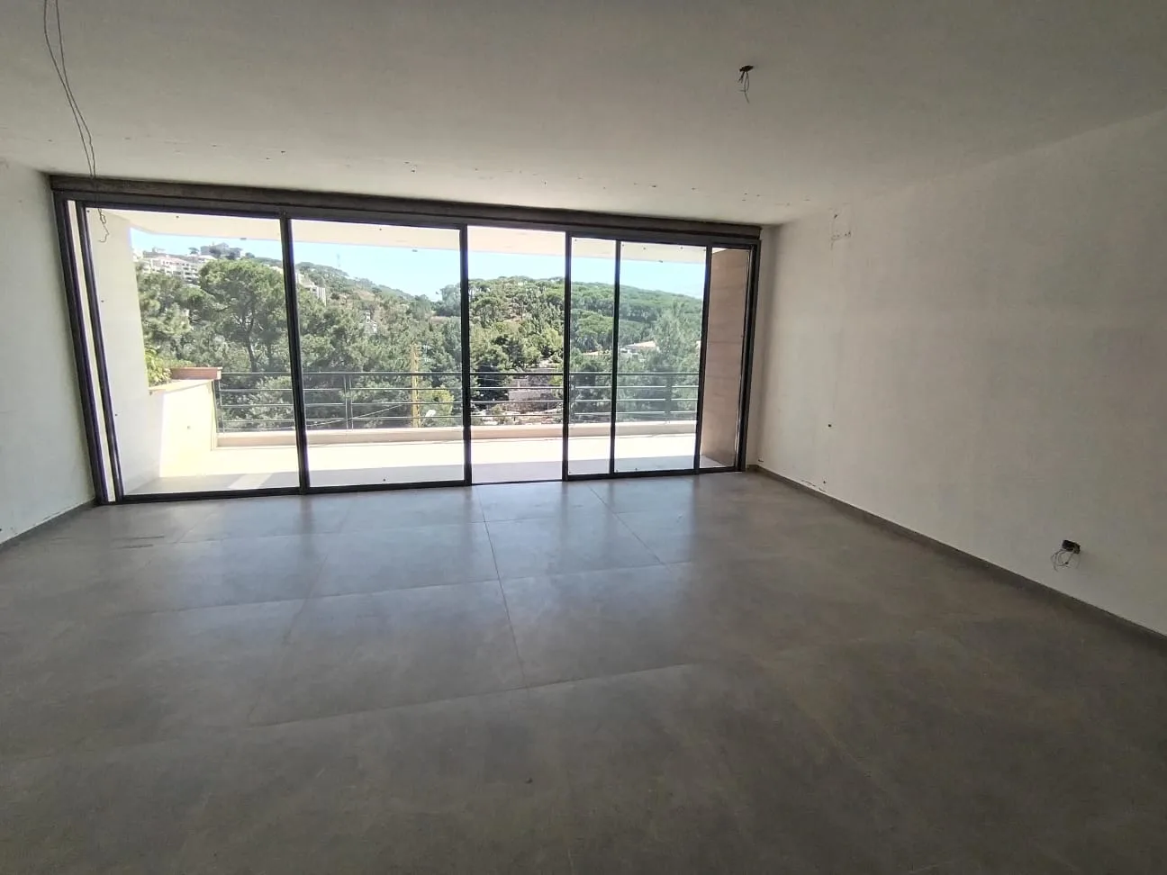 Duplex for Sale in Baabdat, Lebanon — الصورة 2
