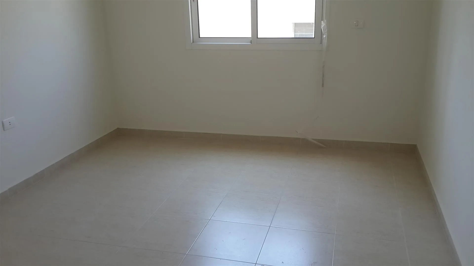 Apartment for Sale in Zouk Mosbeh, Lebanon — الصورة 2