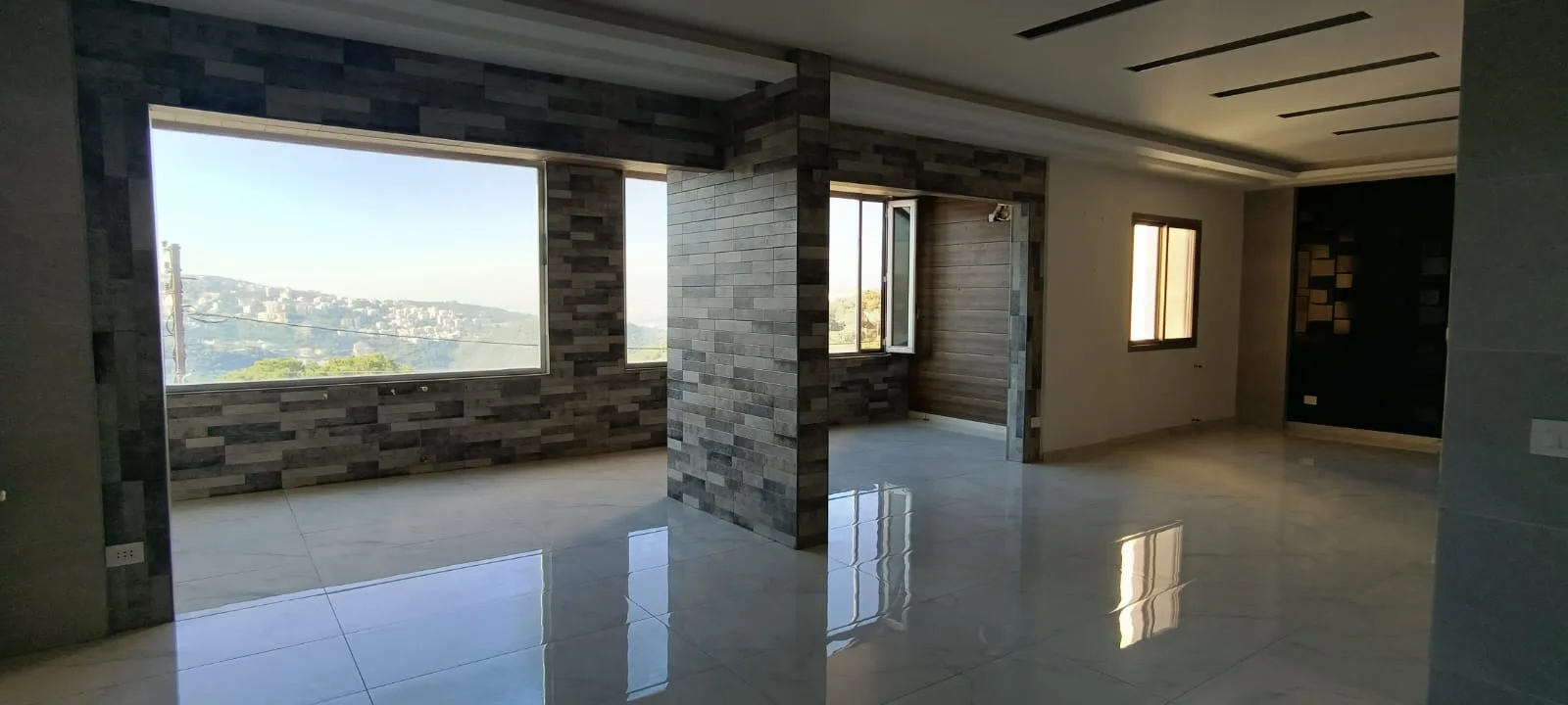 Apartment for Sale in Jeita, Lebanon — الصورة 2