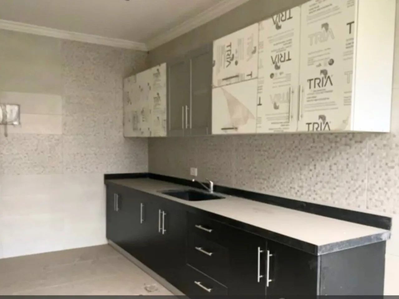 Apartment for Sale in Bourj Abi Haydar, Beirut, Lebanon — الصورة 2