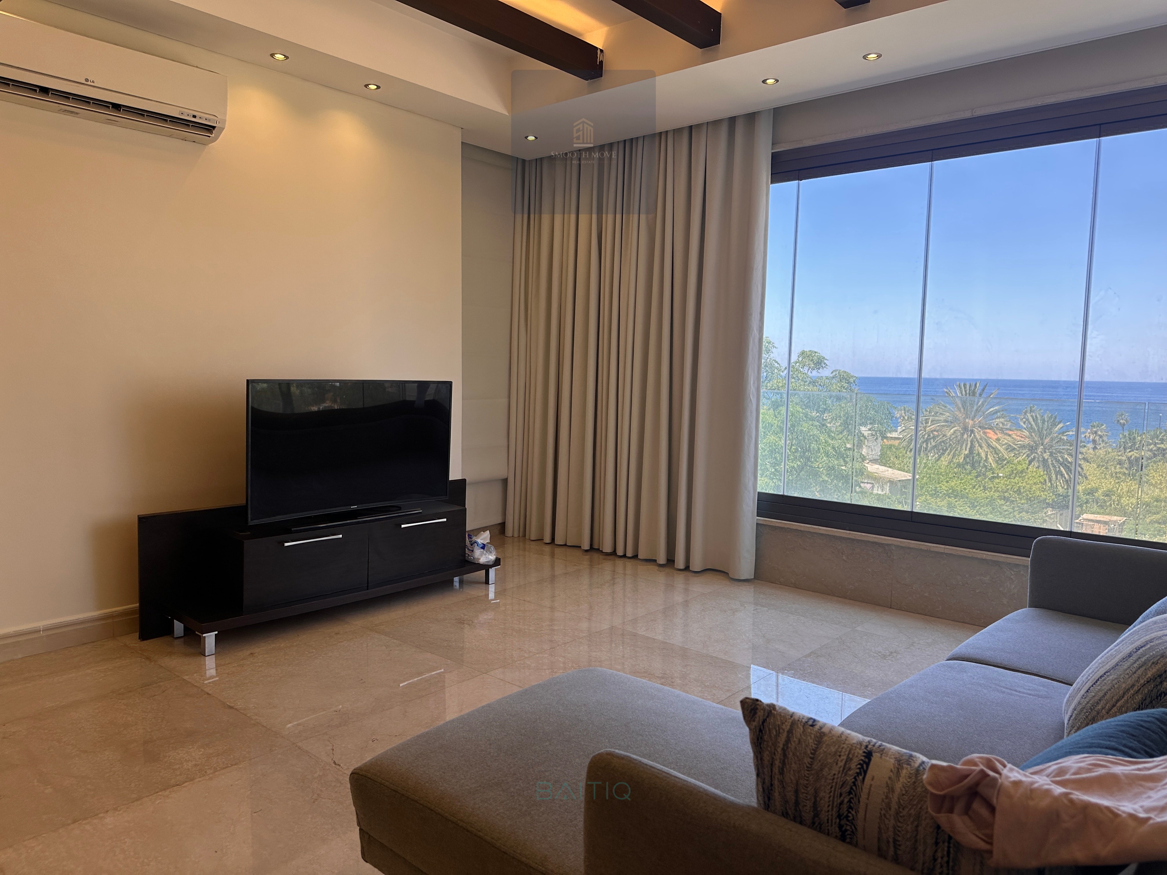 Spacious Seaview Apartment for Rent in Manara, Beirut — الصورة 9