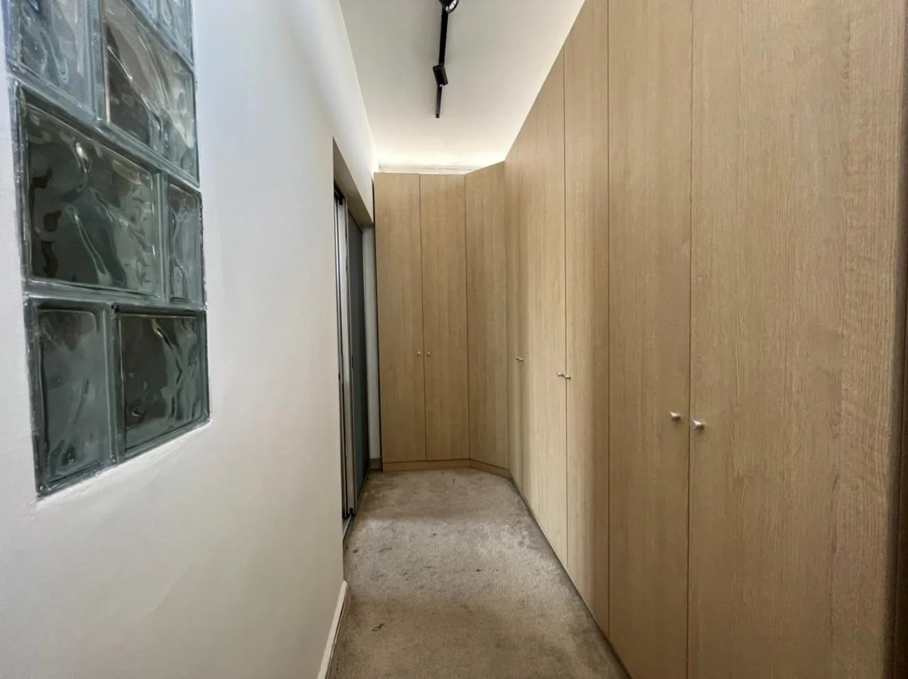 Apartment for Sale in Syoufi, Achrafieh, Beirut, Lebanon — الصورة 8