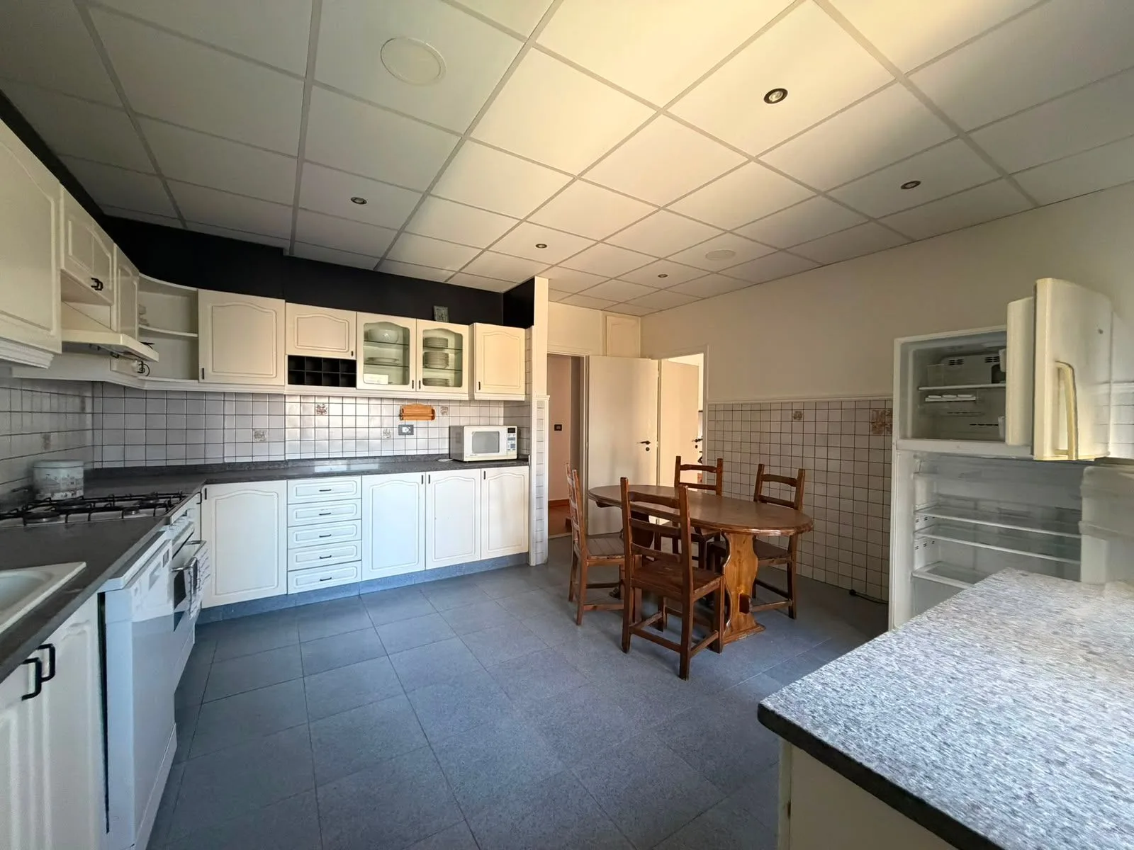 Apartment for Rent in Achrafieh — الصورة 5