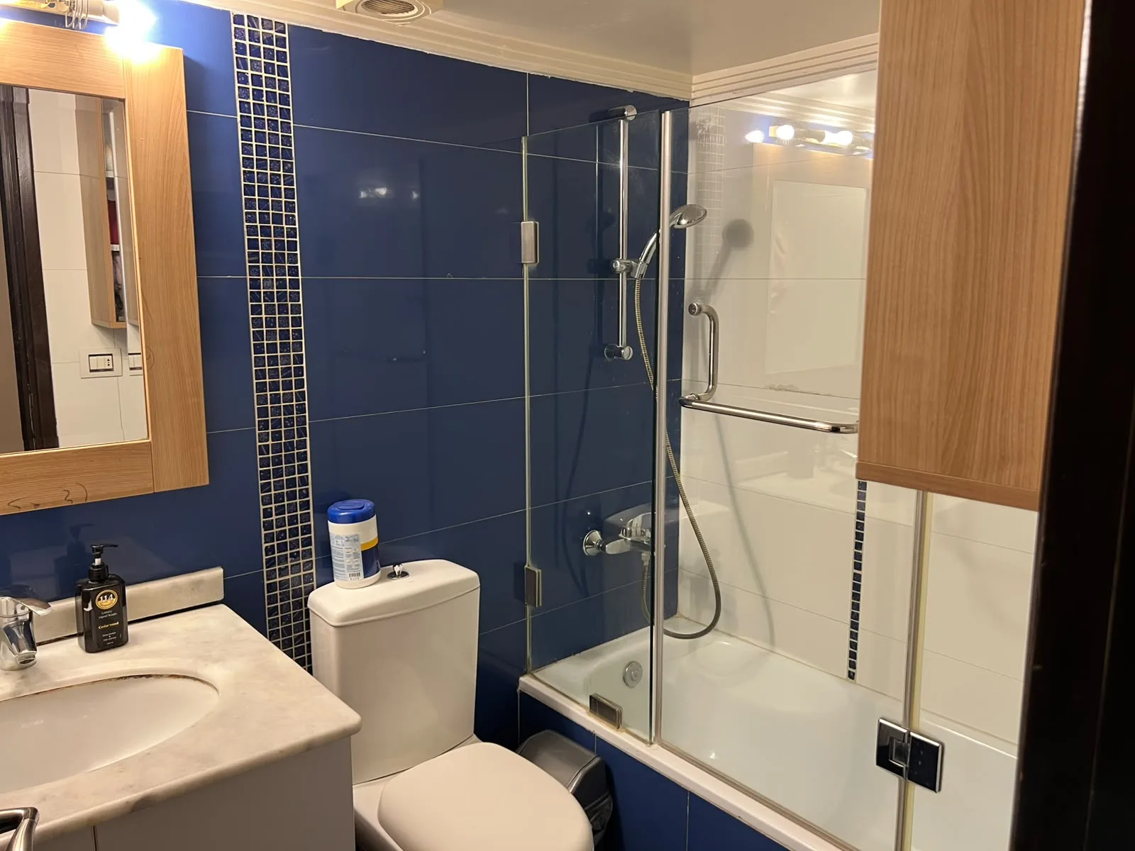 Apartment for Sale in Forn El Chebbak — الصورة 8
