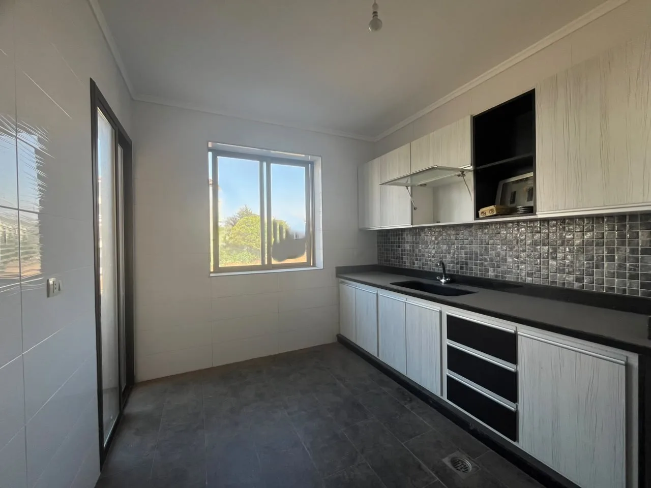 Apartment for Sale in Koura — الصورة 3