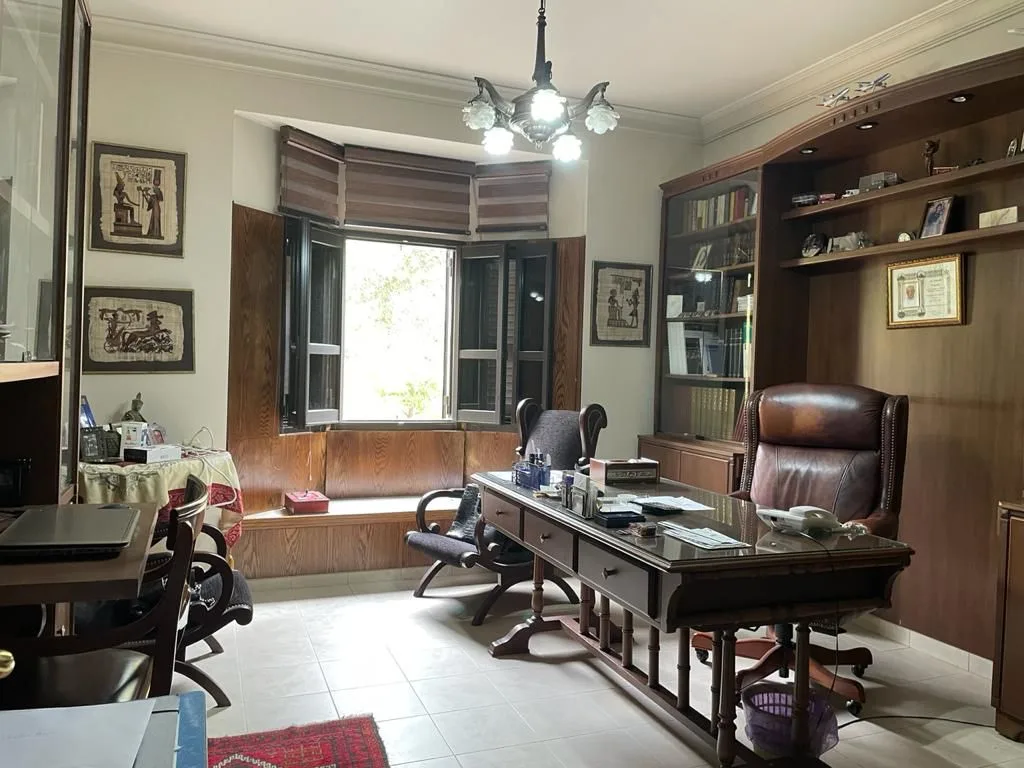 Villa for Sale in Qornet El Hamra, Lebanon — الصورة 8